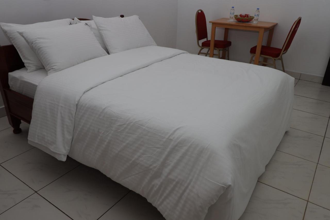 St Etienne Guest House Kigali Buitenkant foto