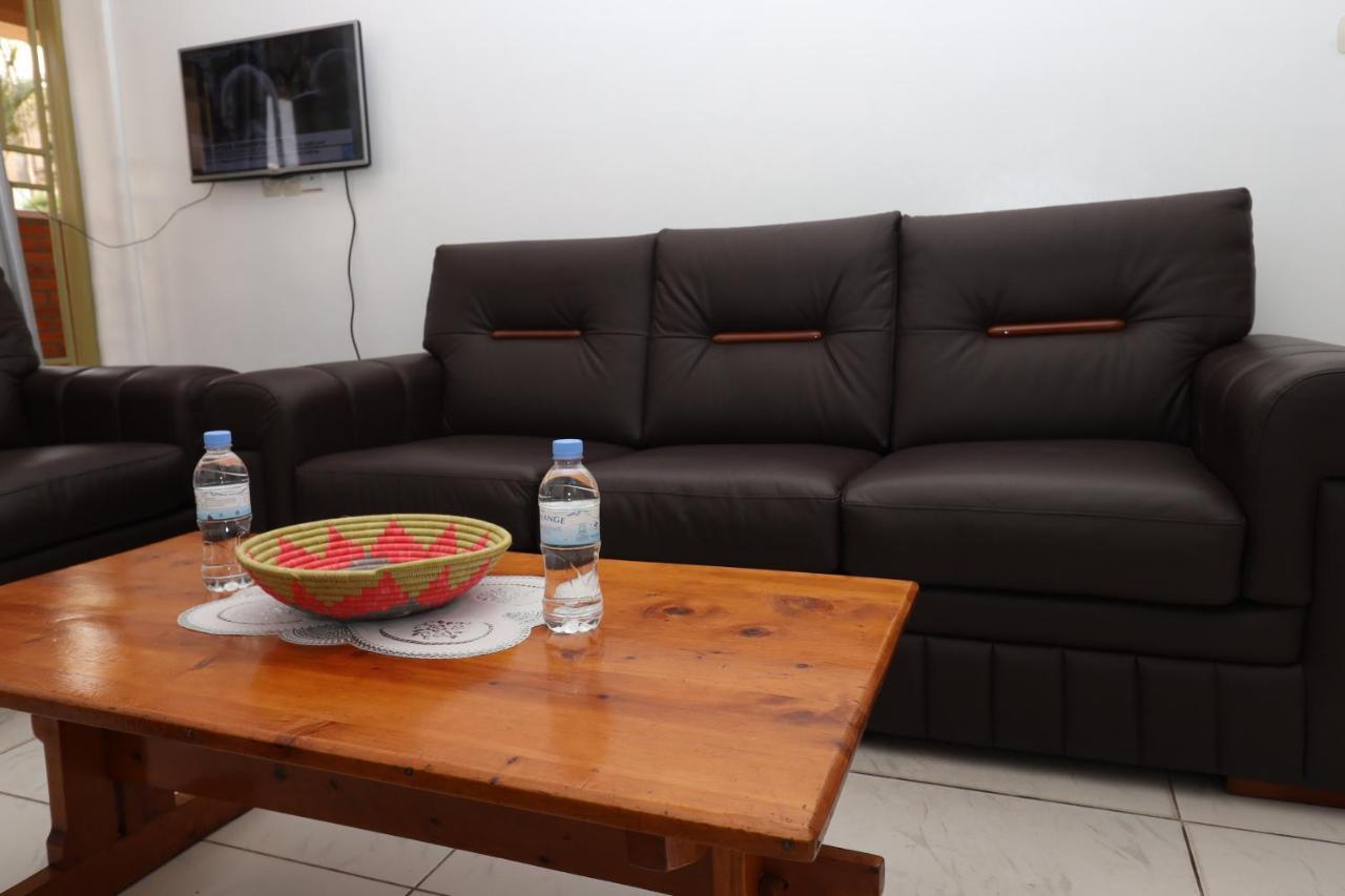 St Etienne Guest House Kigali Buitenkant foto