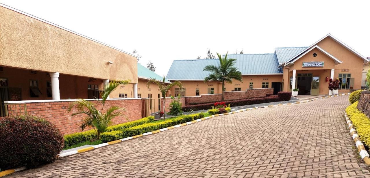 St Etienne Guest House Kigali Buitenkant foto